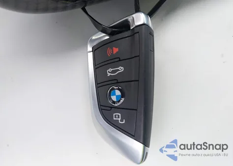 2022 BMW M3 Sedan z USA, uszkodzony, nr VIN WBS53AY03NFM89739